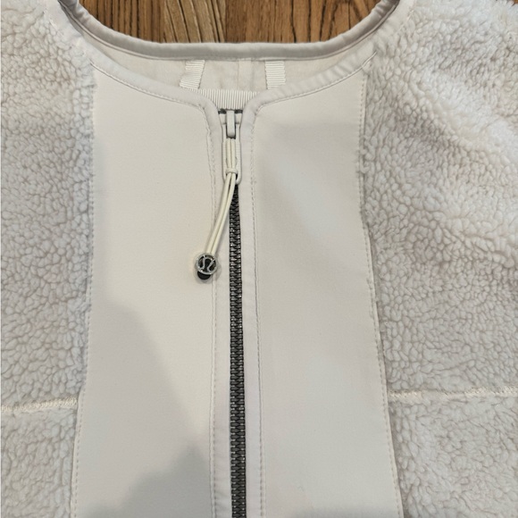 Lululemon collarless textured sherpa full zip jacket. EUC - Picture 2 of 6